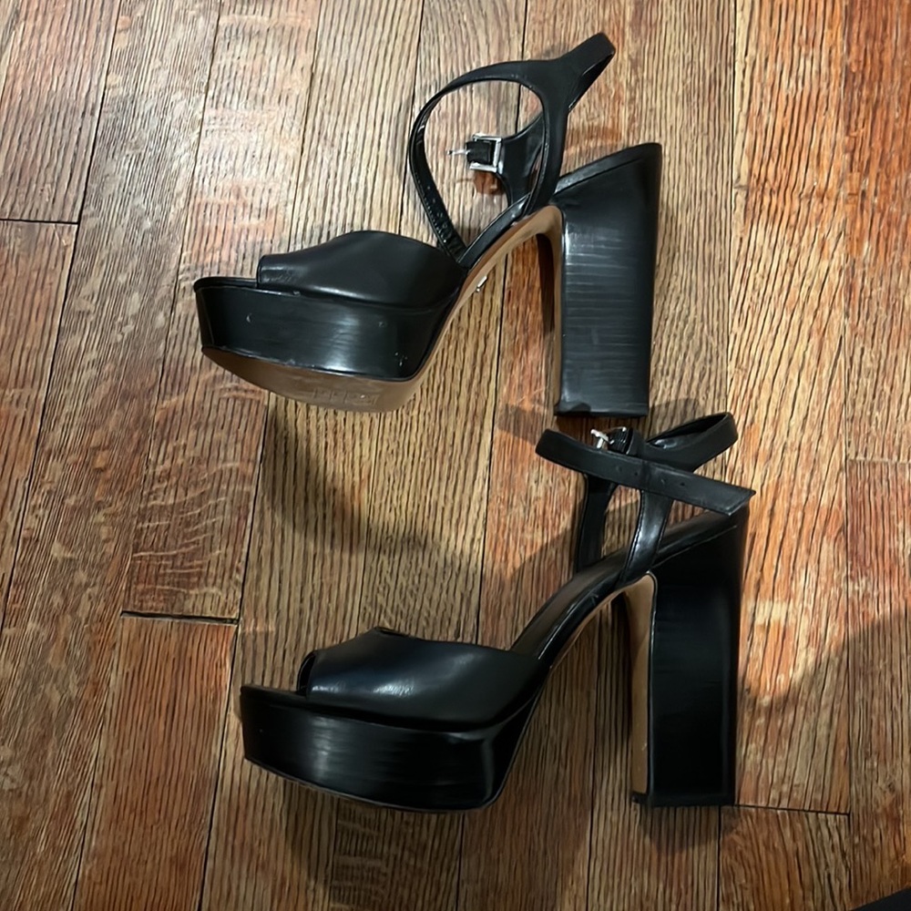MICHAEL Michael Kors Black Platform Heel Sandals